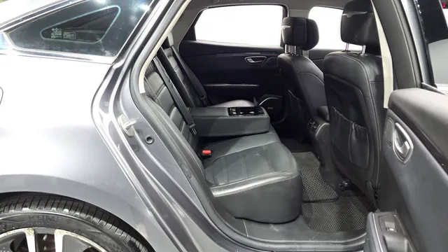 Renault Talisman (SM6)