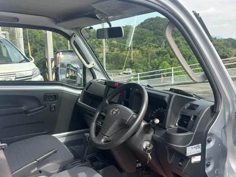 Toyota Pixis Truck