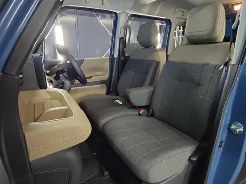 Mitsubishi Delica Mini