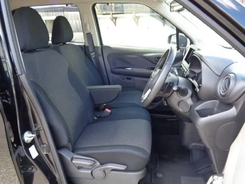 Mitsubishi eK X