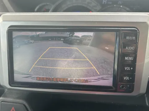 Toyota Pixis Mega