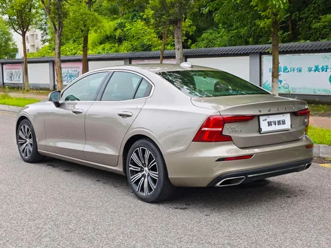 Volvo S60