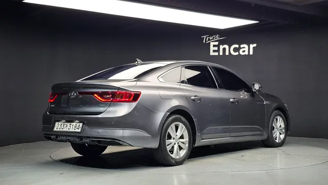 Renault Talisman (SM6)