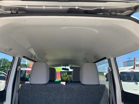 Mitsubishi Minicab Van