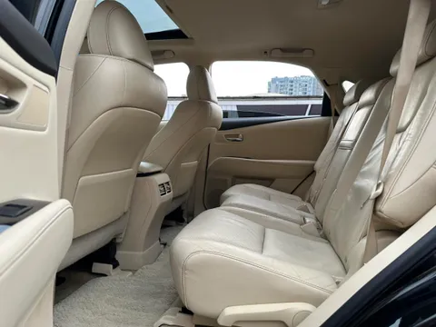 Lexus