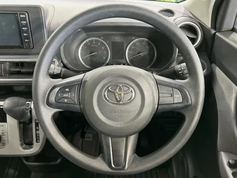 Toyota Pixis Joy
