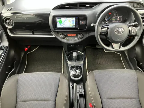 Toyota Yaris (Vitz)