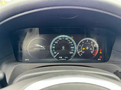 Jaguar XFL