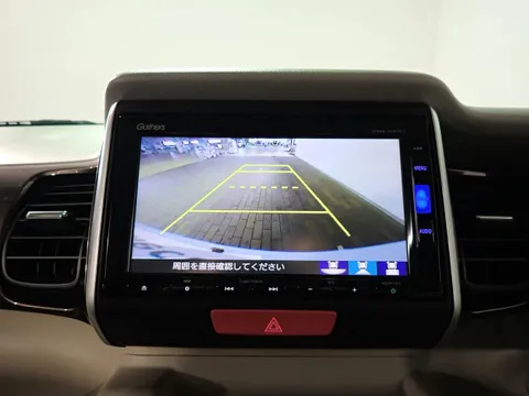 Honda N-BOX Slash