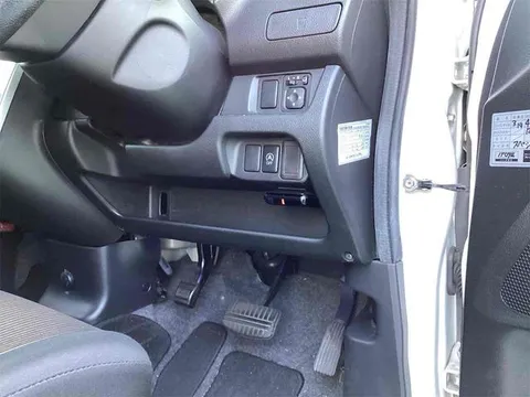Mitsubishi eK Custom