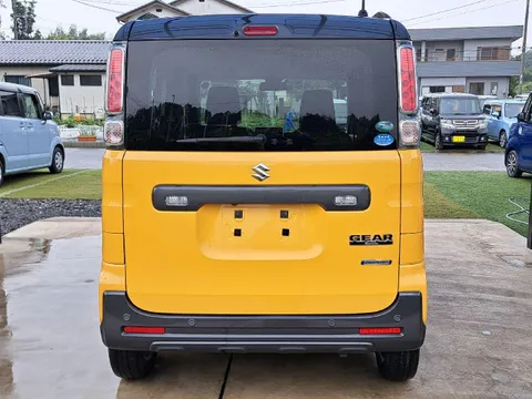 Suzuki Spacia Gear