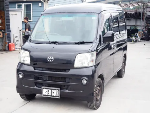 Toyota Pixis Van
