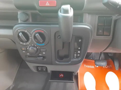 Nissan Clipper
