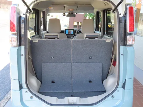 Suzuki Spacia