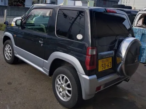 Mitsubishi Pajero Mini