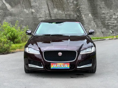 Jaguar XFL