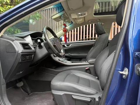 Geely Emgrand GL