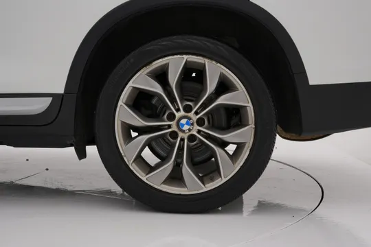 BMW BMW