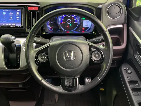 Honda N-WGN Custom