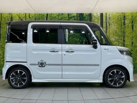 Suzuki Spacia Custom