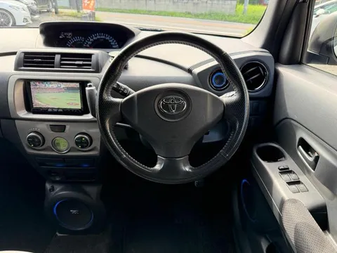 Toyota bB