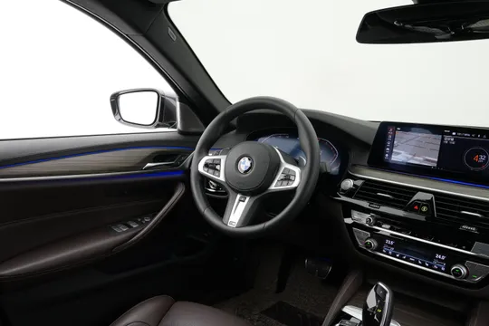 BMW BMW