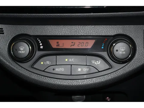 Toyota Yaris (Vitz)