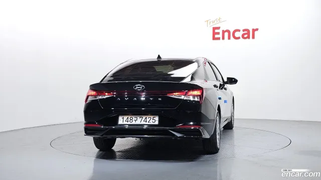 Hyundai Elantra (Avante)