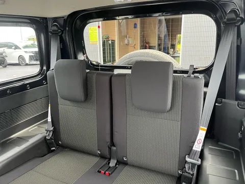 Suzuki Jimny Sierra