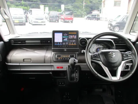 Suzuki Spacia Gear