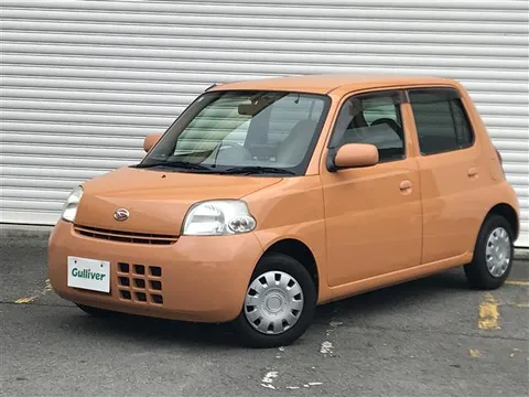 Daihatsu Esse