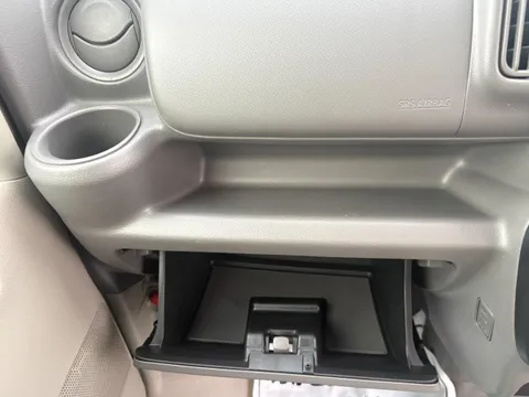 Mitsubishi Minicab Van