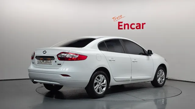 Renault SM3