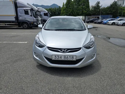 Hyundai Elantra (Avante)