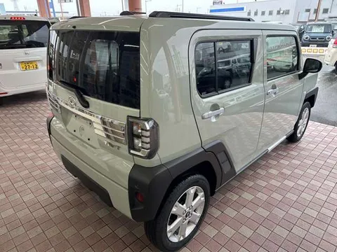 Daihatsu Taft