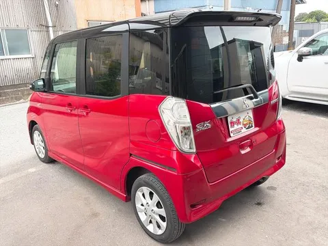 Mitsubishi eK Space Custom