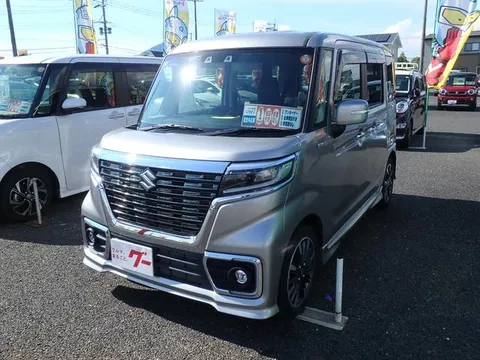 Suzuki Spacia Custom