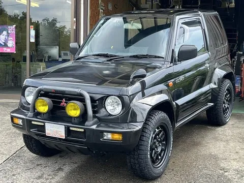 Mitsubishi Pajero JR