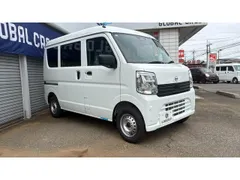 Nissan Clipper Van