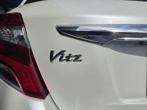 Toyota Yaris (Vitz)