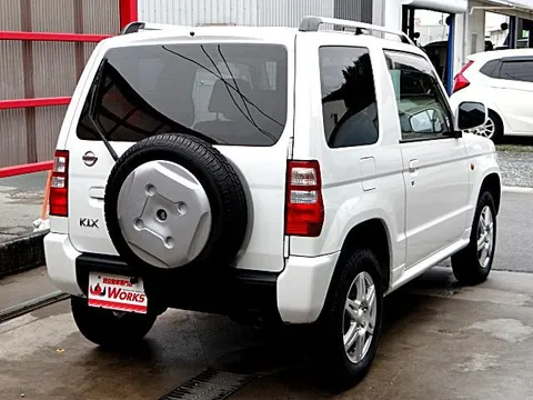 Nissan KIX