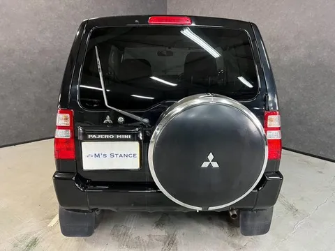Mitsubishi Pajero Mini