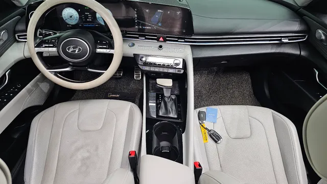 Hyundai Elantra (Avante)
