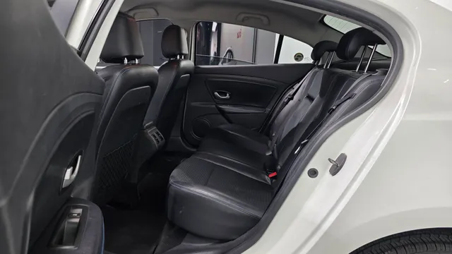 Renault SM3