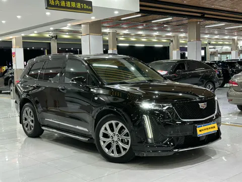 Cadillac XT6