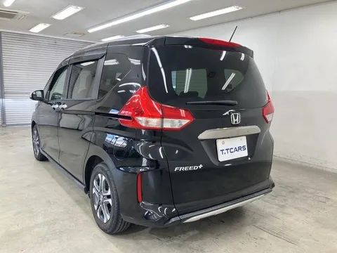 Honda Freed Plus