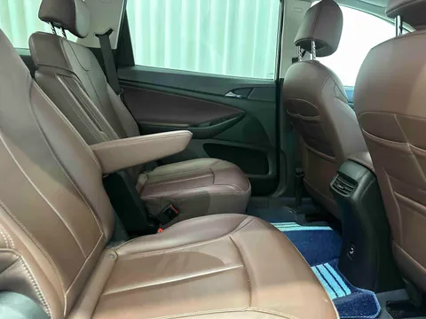 Buick GL6