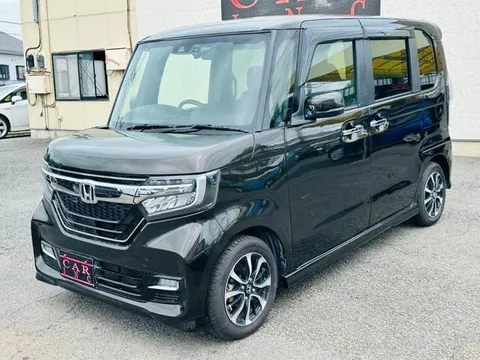 Honda N-BOX Custom
