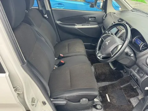 Mitsubishi eK Custom