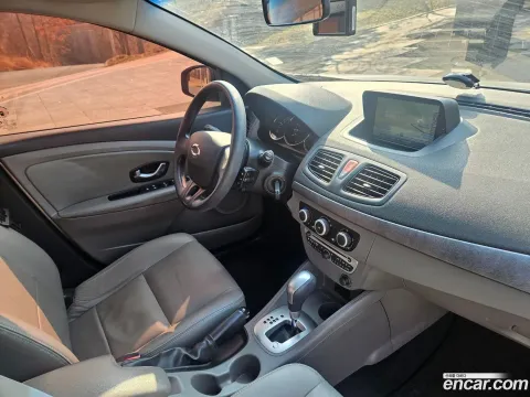 Renault SM3